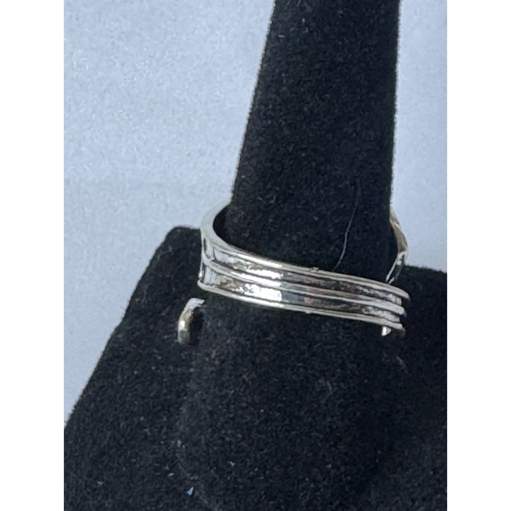 Silver Tone Flower Wrap Open Band Ring Adjustable Metal Size 8 MPN 0163 - Picture 4 of 9